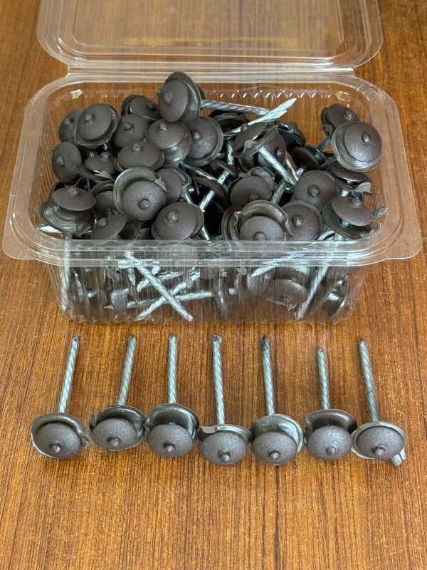 Roofing Nails - 250/Kg Rubber Washers - 150/Pkt